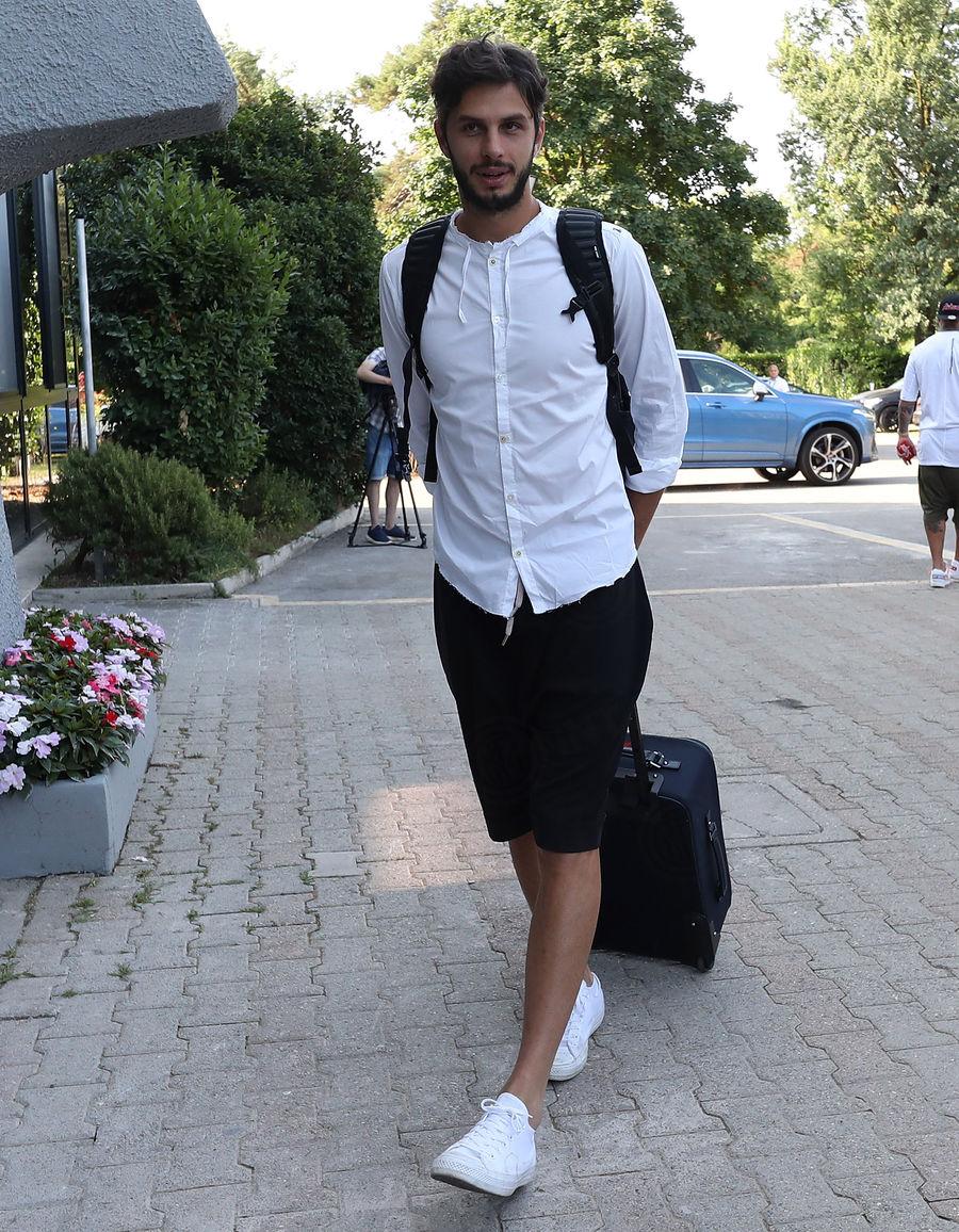 九游电脑版下载-集结日奥兰多魔术复出首秀北京国安迎来里程碑备战欧联，网友：集结日洛杉矶湖人备战法国杯的简单介绍